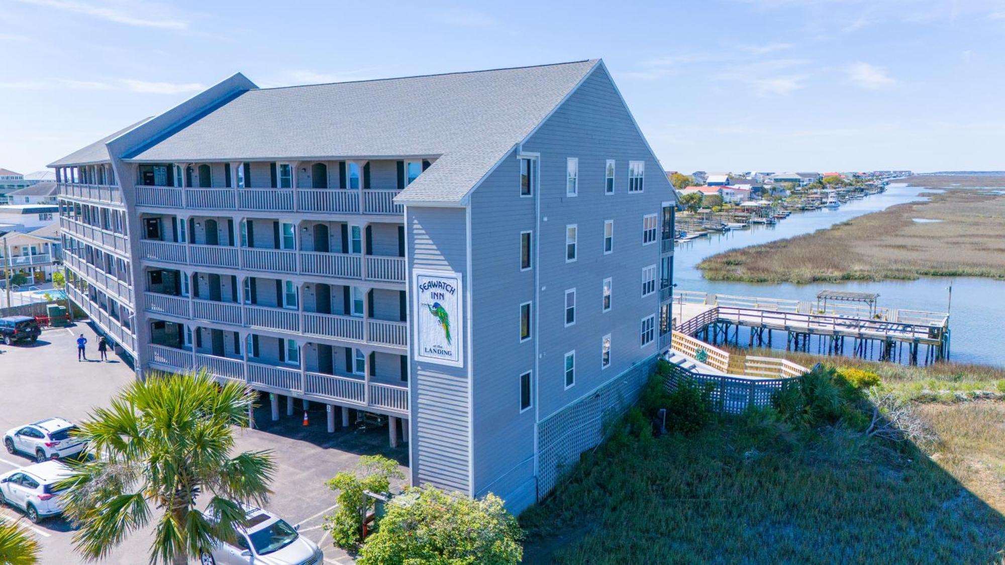 Sea Watch At The Landing Hotel 3*