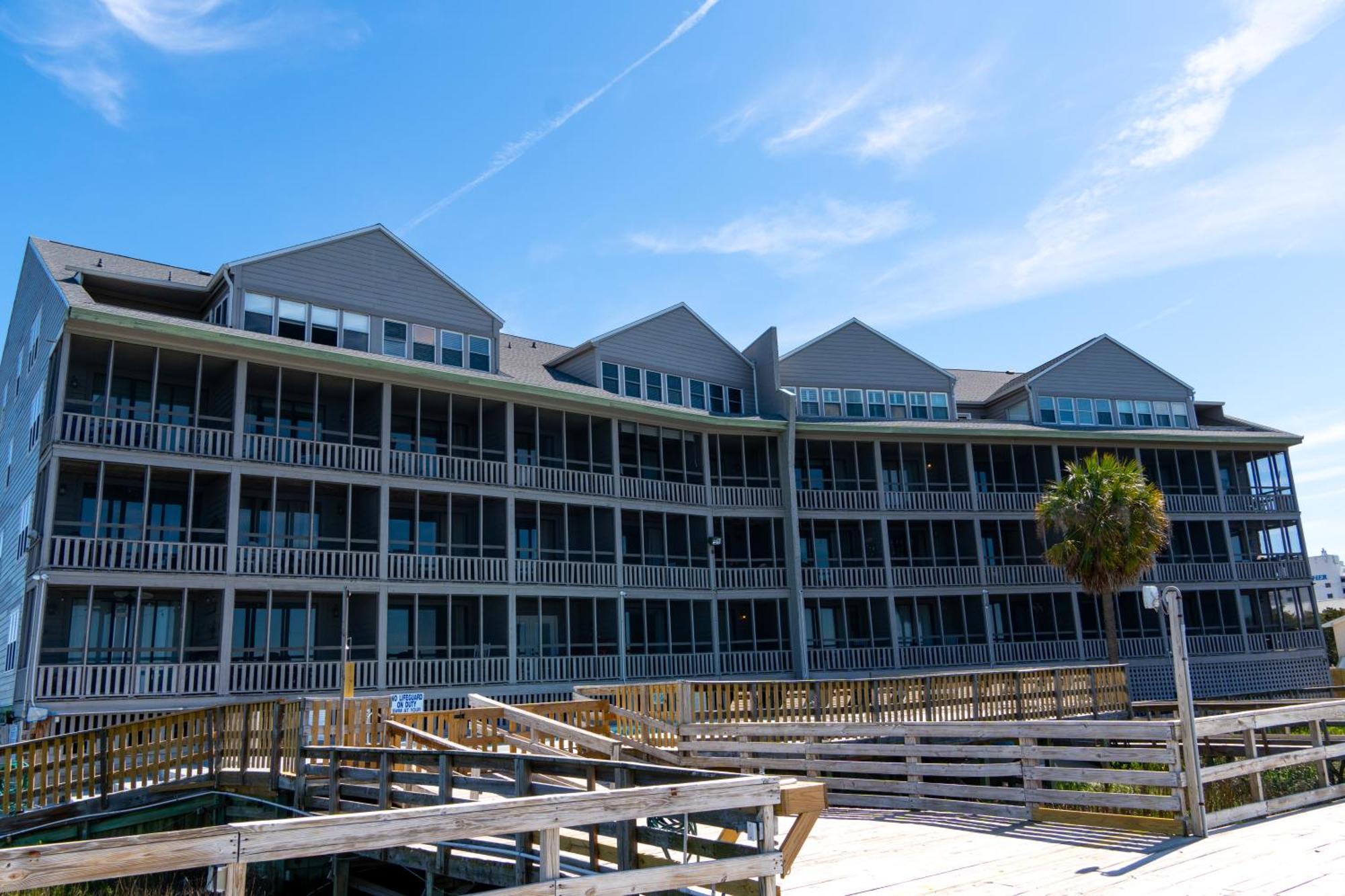 Hotel Sea Watch At The Landing Garden City