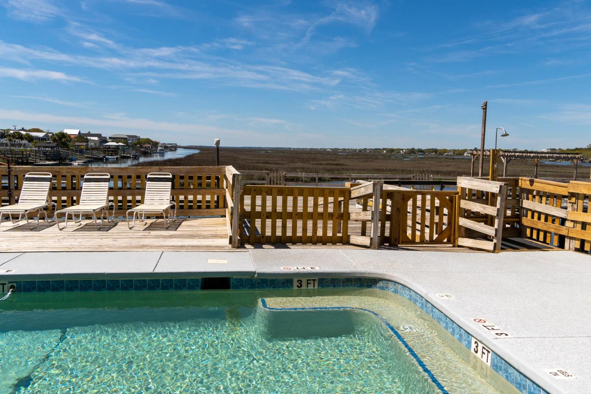 Hotel Sea Watch At The Landing Garden City
