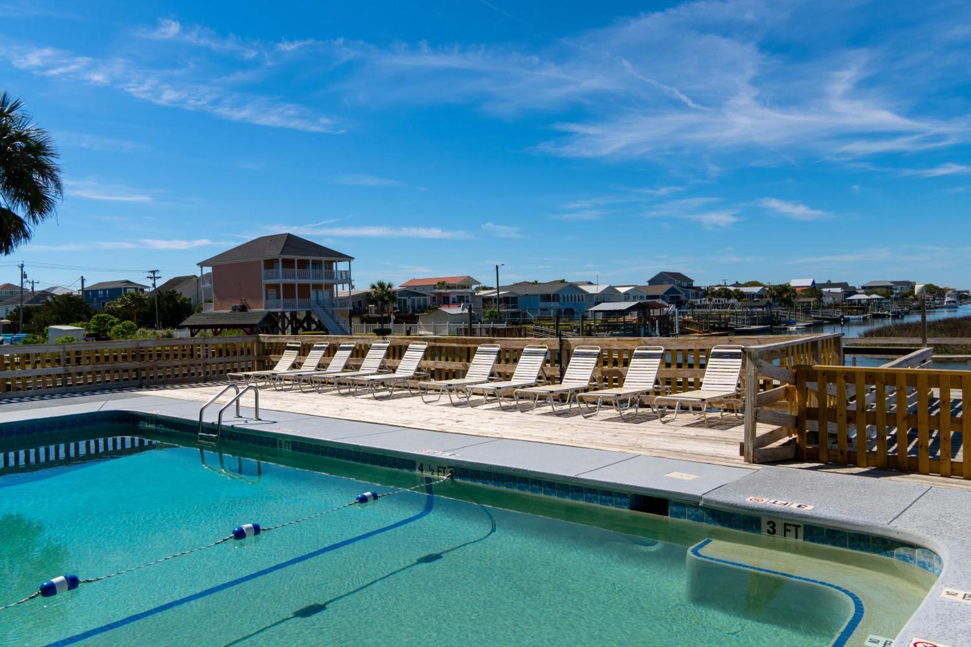 Sea Watch At The Landing Hotel 3*